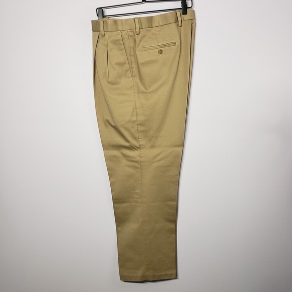 Dockers Men's Pants Tan Khaki D3 Pleated Classic Fit style #406694123 36 x 29 - Picture 3 of 16